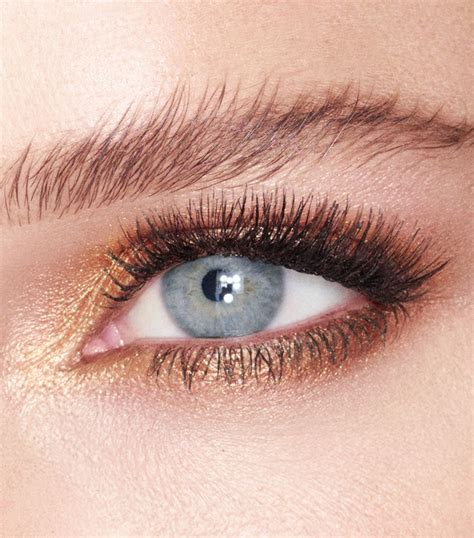 Charlotte Tilbury Gold Eyes To Mesmerise Cream Eyeshadow Harrods Uk