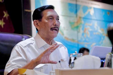 Berita terkini — seorang pria di inggris dijatuhi hukuman penjara seumur hidup karena membunuh dan memutilasi istrinya sendiri. Luhut meminta produsen farmasi nasional percepat produksi ...