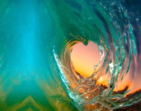 Breaking Waves Create The Most Beautiful Photos 50 Pics