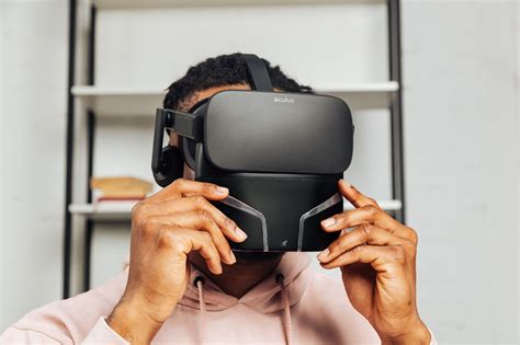 Feelreals Vr Headgear Gives Users The Ability To Smell Their Virtual