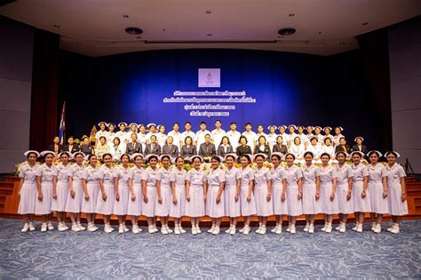ราชวิทยาลัยจุฬาภรณ์ ประกาศกำหนดอัตราวัคซีนทางเลือก ซิโนฟาร์ม (ณ 8 มิถุนายน 2564) ราคาเข็มละ 888 บาท ซึ่งรวมค่าวัคซีน ค่าขนส่ง ค่าเก็บรักษา พร้อม. พิธีมอบหมวกและเข็มสัญลักษณ์ราชวิทยาลัยจุฬาภรณ์ แก่นักศึกษา ...