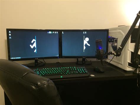 Show Off So Its Time For Triple Monitors Se7ensins Gaming Community