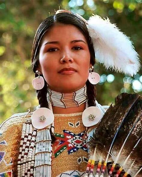 Beautiful Native American Lady Native American Women Native American