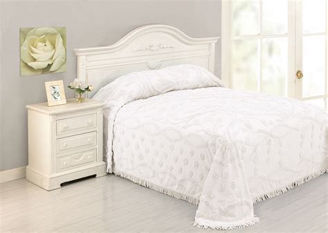 Browse our great low prices & discounts on the best bedspreads king bedspreads. Chenille Bedspread
