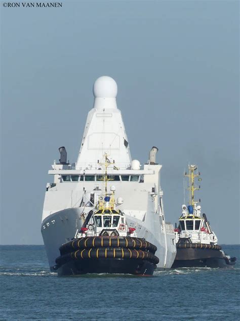 Dutch Ocean Going Patrol Vessel Zrms Friesland By Roodbaard1958 On