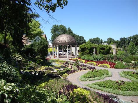 90 gateway, lincoln, ne 68505. Lincoln, NE : Sunken Gardens Enrance | Sunken garden ...