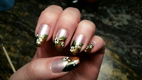 Fall Flower Nails Inspired By Robin Moses Robin Moses Types Of Nails