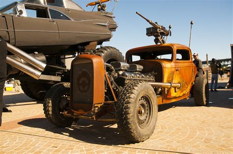 Mad Max Fury Road Vehicle Display With Detail Close Ups Rmadmax