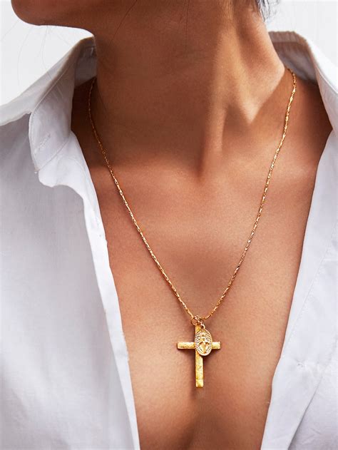 Cross Pendant Chain Necklace