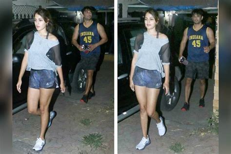 Sushant's girlfriend, actress rhea chakraborty is largely on the radar of people, facing endless blames and trolls. Sushant's last picture with Rhea Chakraborty goes viral ...