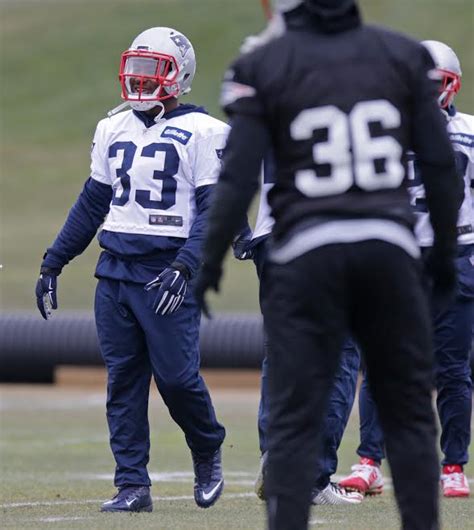 Dion Lewis Confident He Can Improve Ball Security ‘ill Get It Fixed