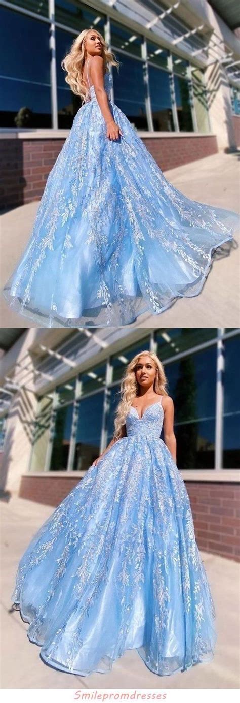 Flowy Ball Gown Light Blue Spaghetti Straps Prom Dresses Lace Appliques Backless Prom Gowns