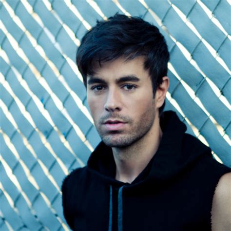 Enrique Iglesias Bio Early Life Career Net Worth And Salary