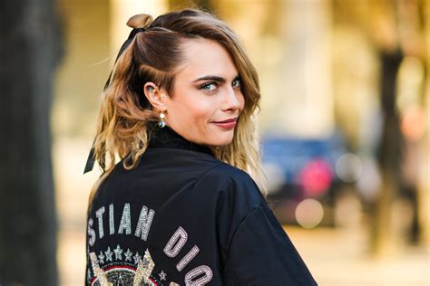 Cara Delevingne Gushed About Her New Girlfriend British Musician Minke Glamour