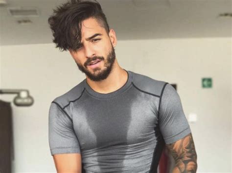 Tú me partiste el corazón (maluma, baby) pero, mi amor, no hay problema, no, no (rube boyz) ahora puedo regalar (¿qué?) un pedacito a cada nena, solo un pedacito. Vea las fotos más sensuales y provocativas de Maluma