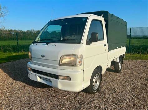 Daihatsu Hijet Cargo Deluxe X Cc Pick Up Speed Manual Only