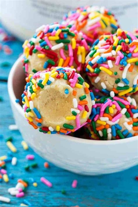 The fluffy yellow cake is frosted with a rich chocolate frosting. No-Bake Birthday Cake Protein Bites | Recipe | Protein ...