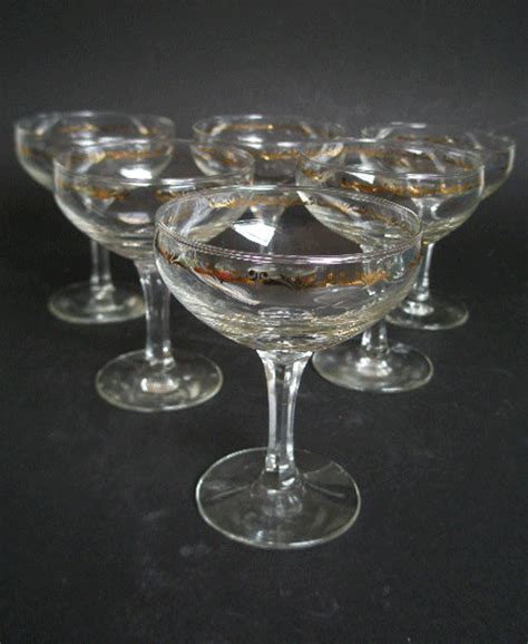 Six Vintage Champagne Saucers Coupes Cocktail Glasses With