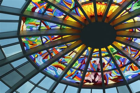 It ranges in size from monumental works and installation pieces to wall hangings and windows, to works of art made in studios and factories, including glass jewelry and tableware. 8 Pieces of Contemporary Stained Glass Art that Prove the ...