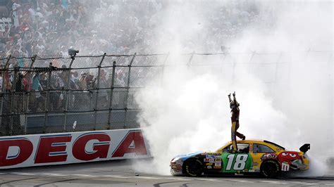 There are a number of other factors that will determine whether or not you will ever see a green flag in the nascar a regular exercise program will improve your stamina and help you stay sharp over the course of a long hot race. This Day in NASCAR History: April 27 | MRN