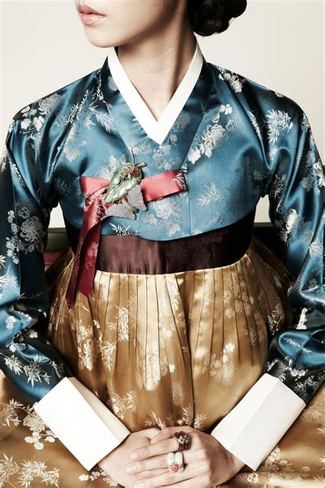Teal And Gold Hanbok With Images Traditional Outfits Korean