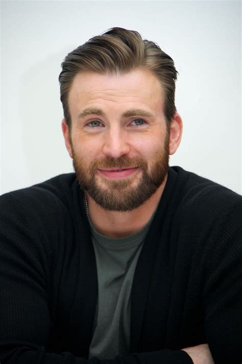 How Much Money Does Chris Evans Have Look At His Huge Net Worth Film