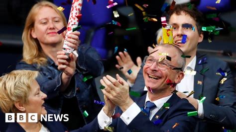 Germany Gay Marriage Approved By Mps In Snap Vote Bbc News