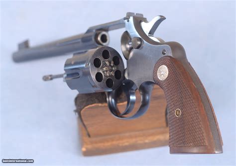 Soldcolt Officers Model Heavy Barrel Revolver In 32 Colt Caliber