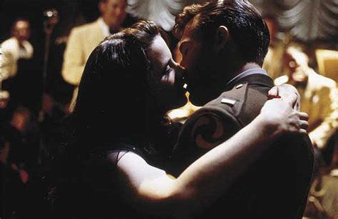 The Best Movie Kisses Of All Time Pearl Harbor Movie Movie Kisses