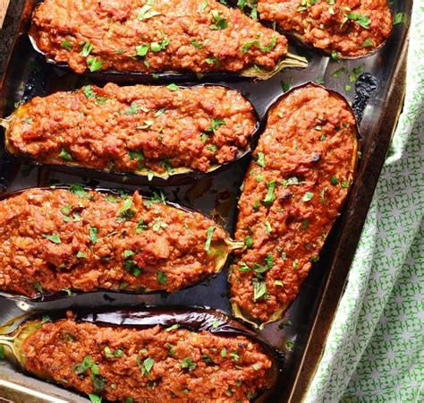 This simple recipe relies on the flavor of the eggplant itself. Easy Turkey Stuffed Eggplant Recipe - Everyday Healthy Recipes