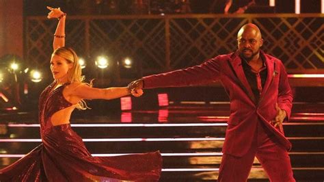 Dancing With The Stars Semifinals Top 6 Couples Deliver Brilliance Before Double Elimination