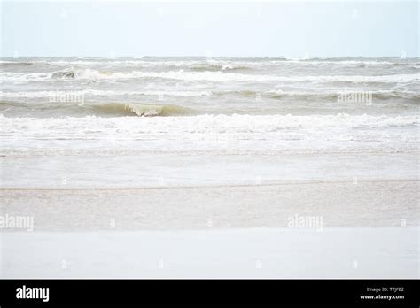 Raue Nordsee Wellen Am Strand Von Vejers Dänemark Rough North Sea