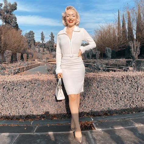 Meet Scottish Marilyn Monroe Lookalike Who Lives In The Hollywood Star