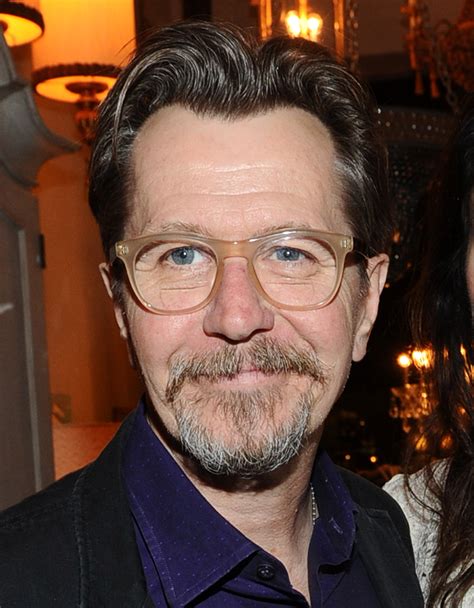 Gary Oldman Apologizes for Anti-Semitic Remarks -- Vulture