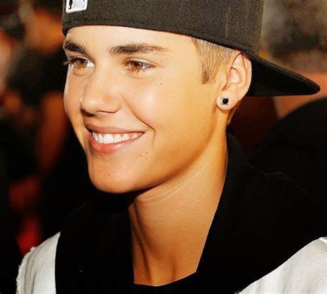 Do You Think That Justin Looks Hot With Piercings On His Ear Poll