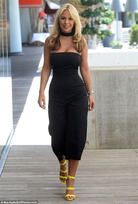 Kate Wright Shows Off Hourglass Figure In Cropped Jumpsuit As Towie Films In Majorca Daily