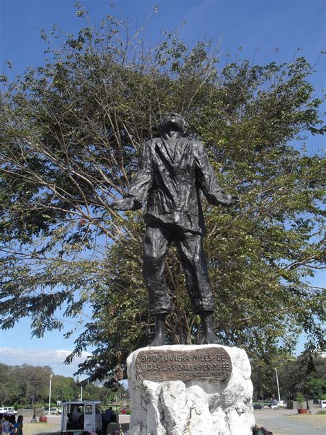 0%0% found this document useful, mark this document as useful. Noble and Ever Loyal City • San Lorenzo Ruiz. Statue of ...