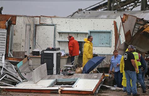 New Orleans At Least 3 Dead As Storms Tornadoes Rip Through Gulf States
