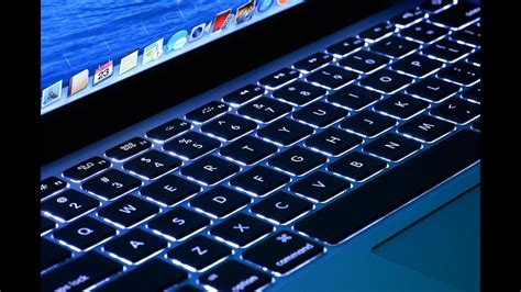 MacBook Pro Keyboard Lighting Effect To Music - YouTube