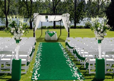 Outdoor Turf Wedding Aisle Runner Green Aisle Runner Wedding Wedding