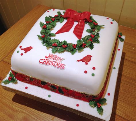 Christmas cake decoration idea dwarf yule log buche de noel. Holly Wreath Cake — Christmas | Christmas cake decorations, Fruit cake christmas, Christmas cake ...