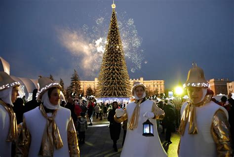 Christmas And New Year 2022 Decorations In Russias Regions Photos