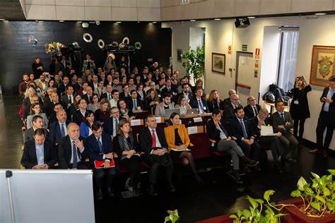 José l mauriz pedro linares paquita gonzález jesús m culebras. La industria petrolífera defiende la reducción de ...