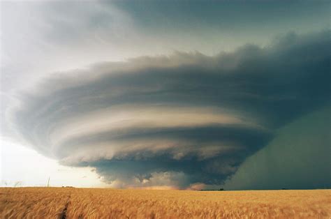 Supercell Thunderstorm Photograph By Jim Reedscience Photo Library