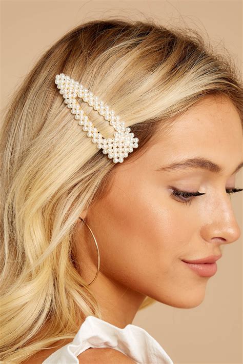 Fun White Pearl Hair Barrett - Oversized Hair Clip ...