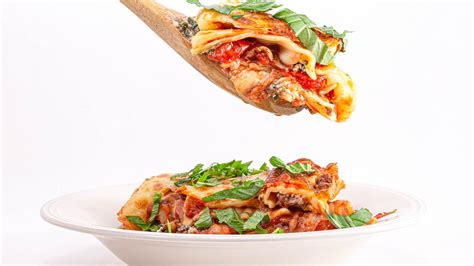 Skillet Lasagna Recipe Recipe Rachael Ray Show