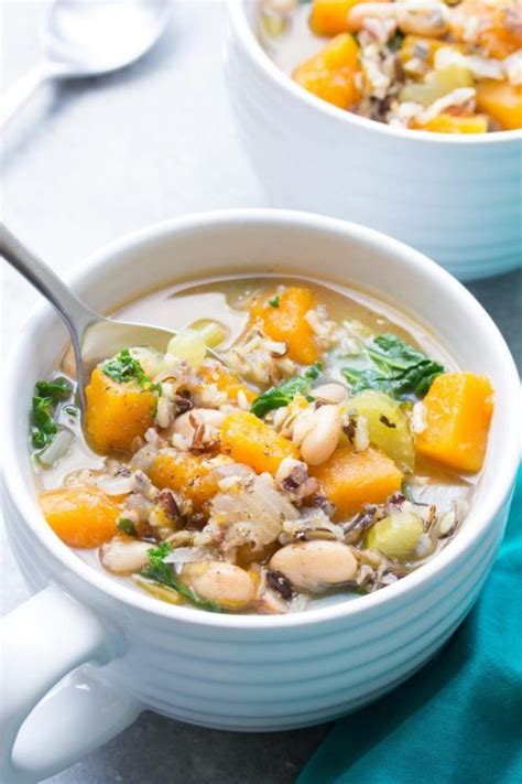 Easy delicious vegetarian slow cooker soup recipes for clean eating