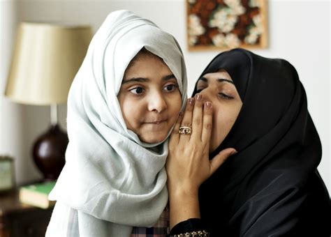 Sweet Muslim Mother And Daughter Premium Photo Rawpixel