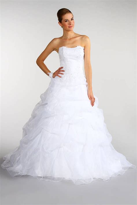 Toute l'actu marie claire, directement dans votre boîte mail. Mariage pas cher : Robe de Mariée, Bouquet, Jupon, Chapeau ...