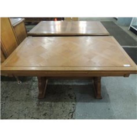 Extendable dining tables large with leaves. ANTIQUE DINING TABLE PULL OUT LEAVES